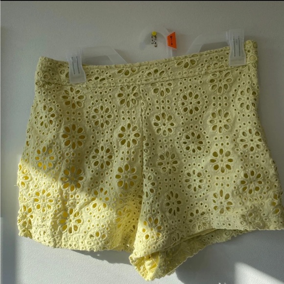 Abercrombie & Fitch Yellow Eyelet High Waist Shorts - Picture 2 of 3
